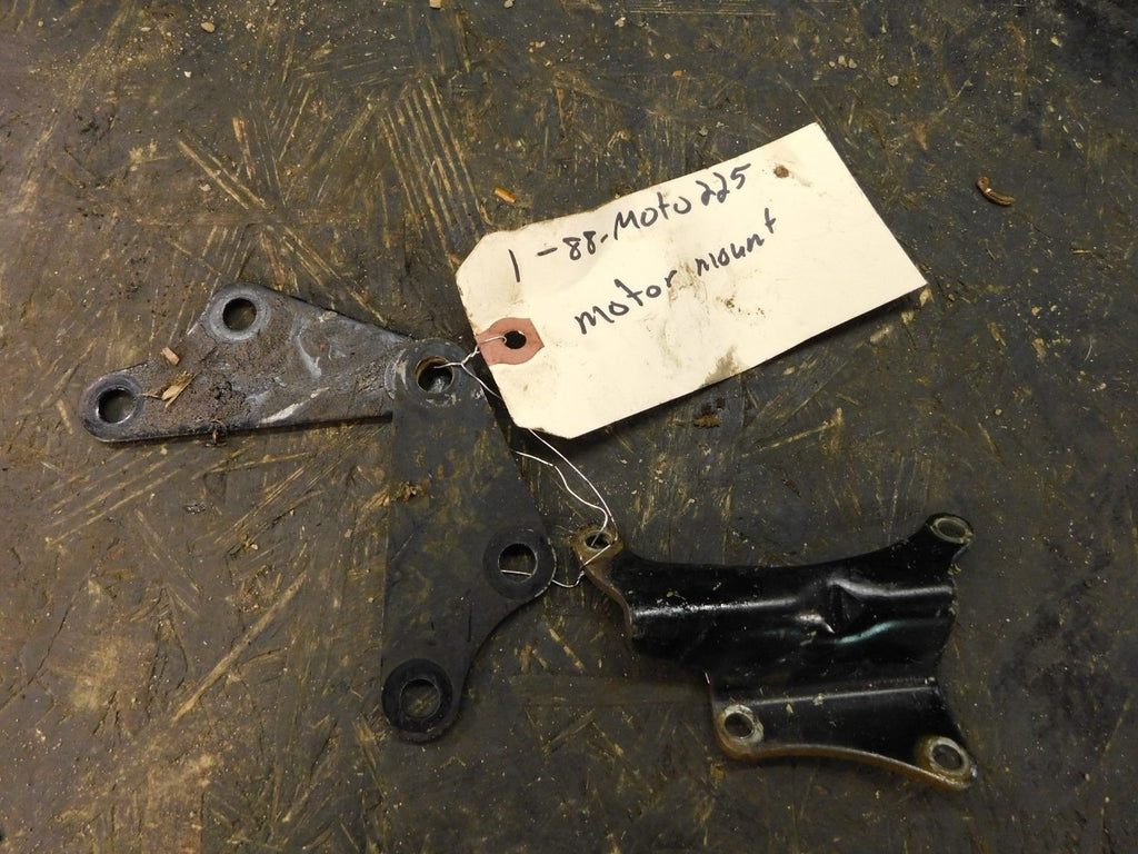 1988 Yamaha Moto-4 200 Motor Mounts