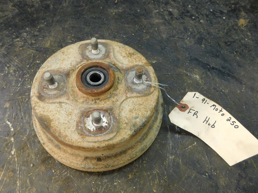 1991 Yamaha Moto-4 250 Right Front Hub