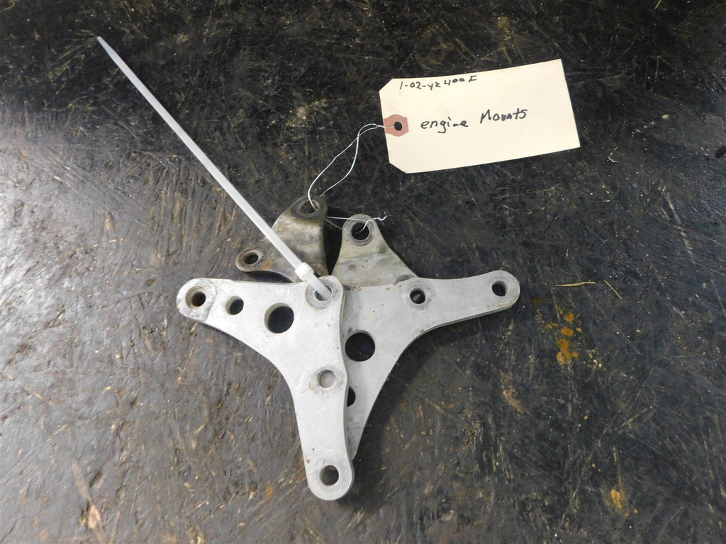 2002 Yamaha YZ 400F Motor Mounts