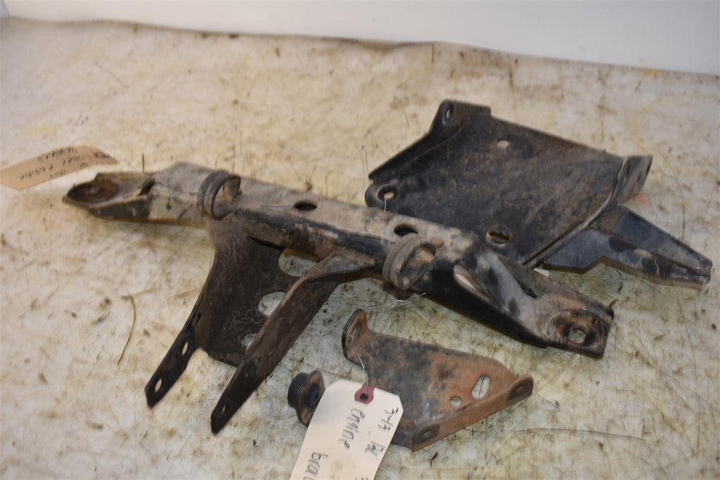 2013 Bobcat 3400 4X4 Engine Brackets