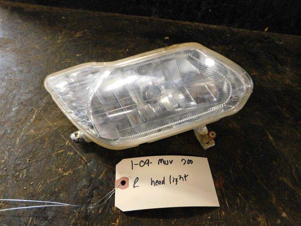 1-09 MUV700 Right Headlight