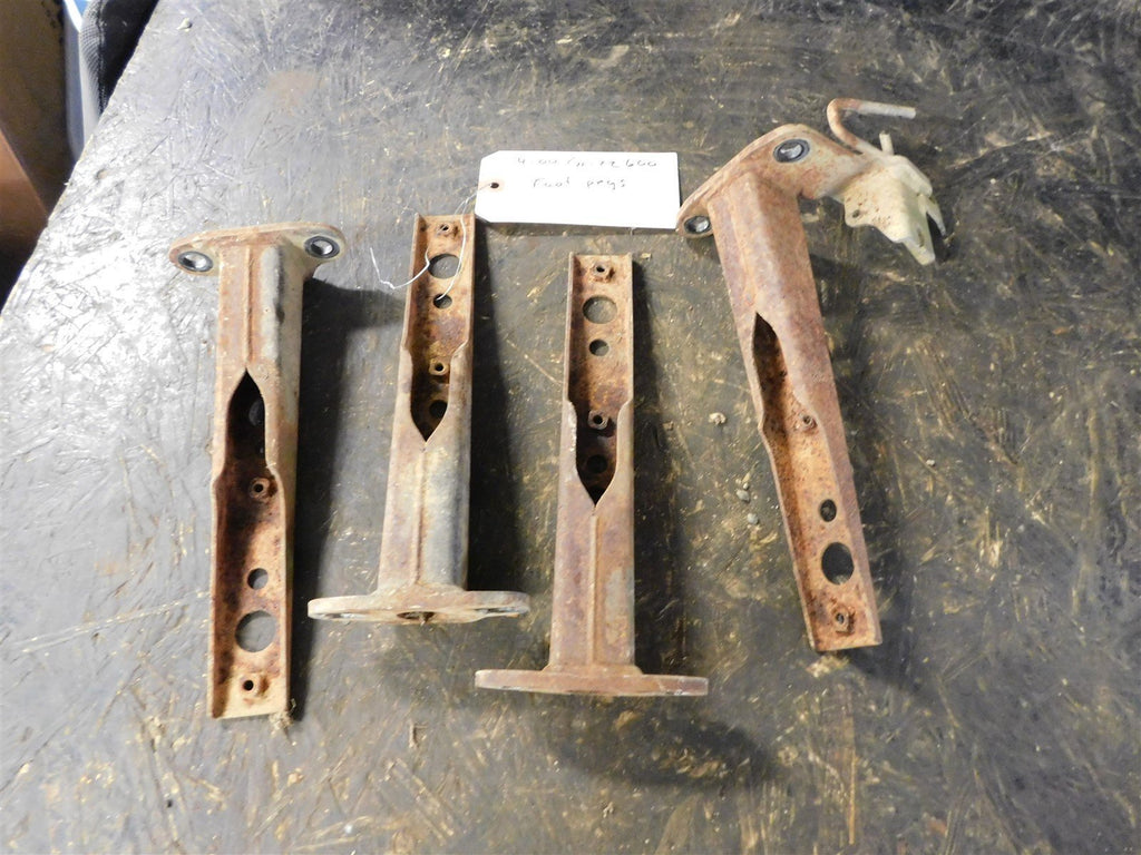 2000 Yamaha Grizzly 600 Foot Board Mounting Bracket