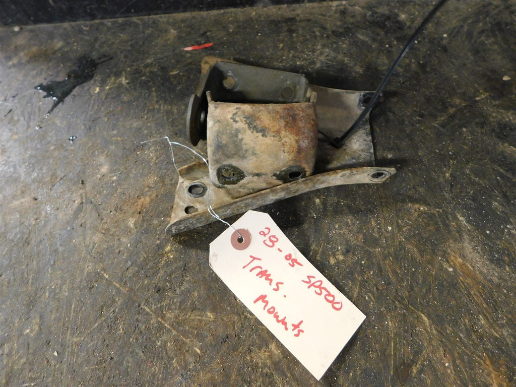 2005 Polaris Sportsman 500 HO Transmission Mounts