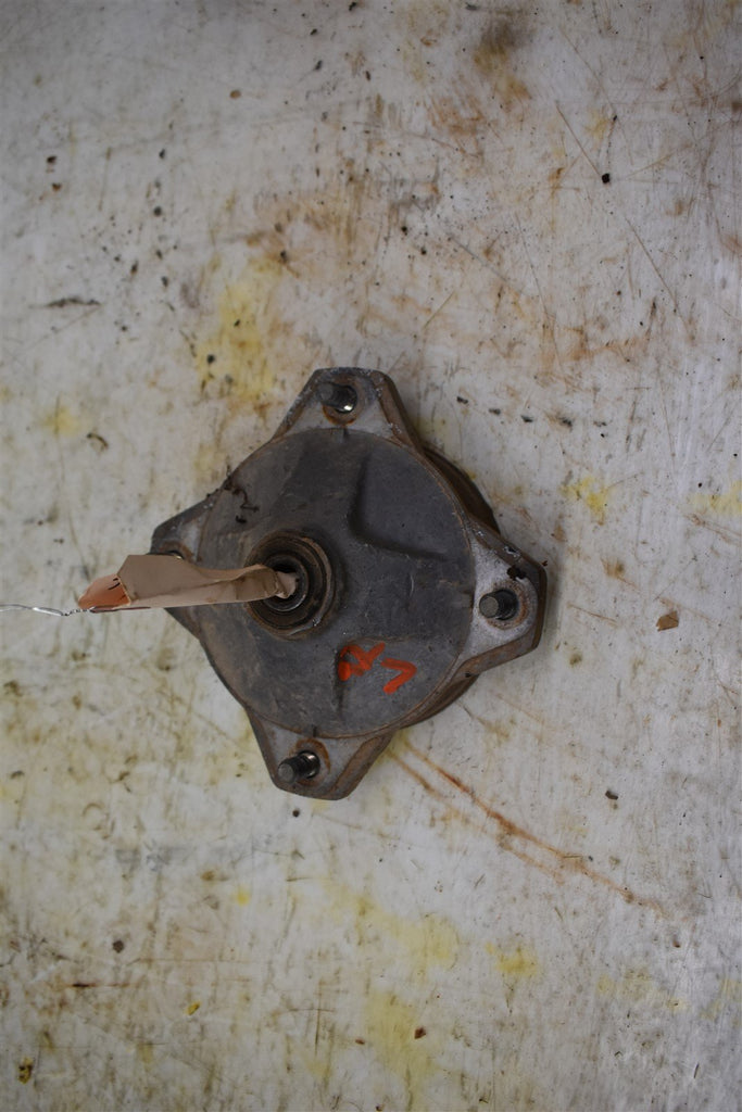 1993 Yamaha Timberwolf 250 Left Front Wheel Hub 2XJ-25111-00-00