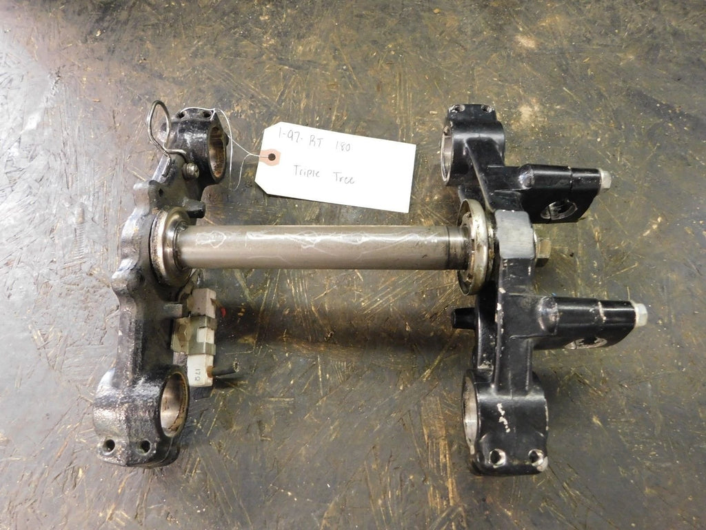 1997 Yamaha RT180 Triple Tree