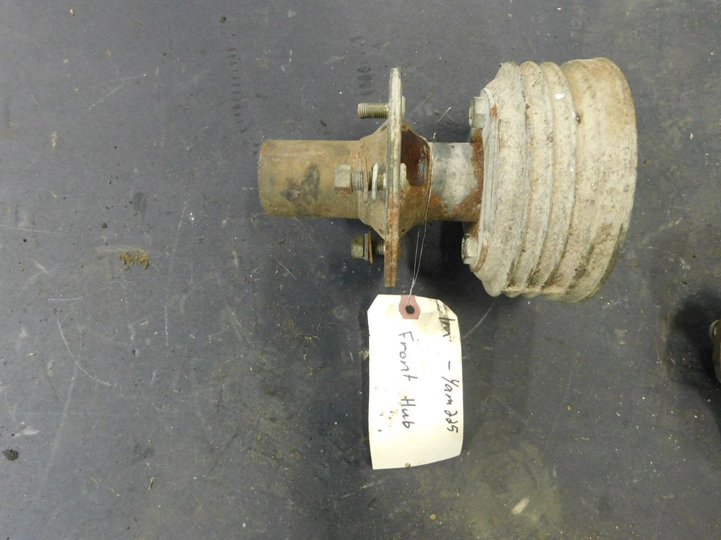 Yamaha Tri-Moto YTM225 Front Wheel Hub