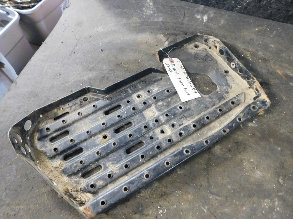 2006 Kawasaki Brute Force 650SRA Right Foot Board