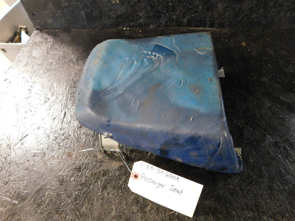 1985 Kawasaki Ninja ZX600A Passenger Seat