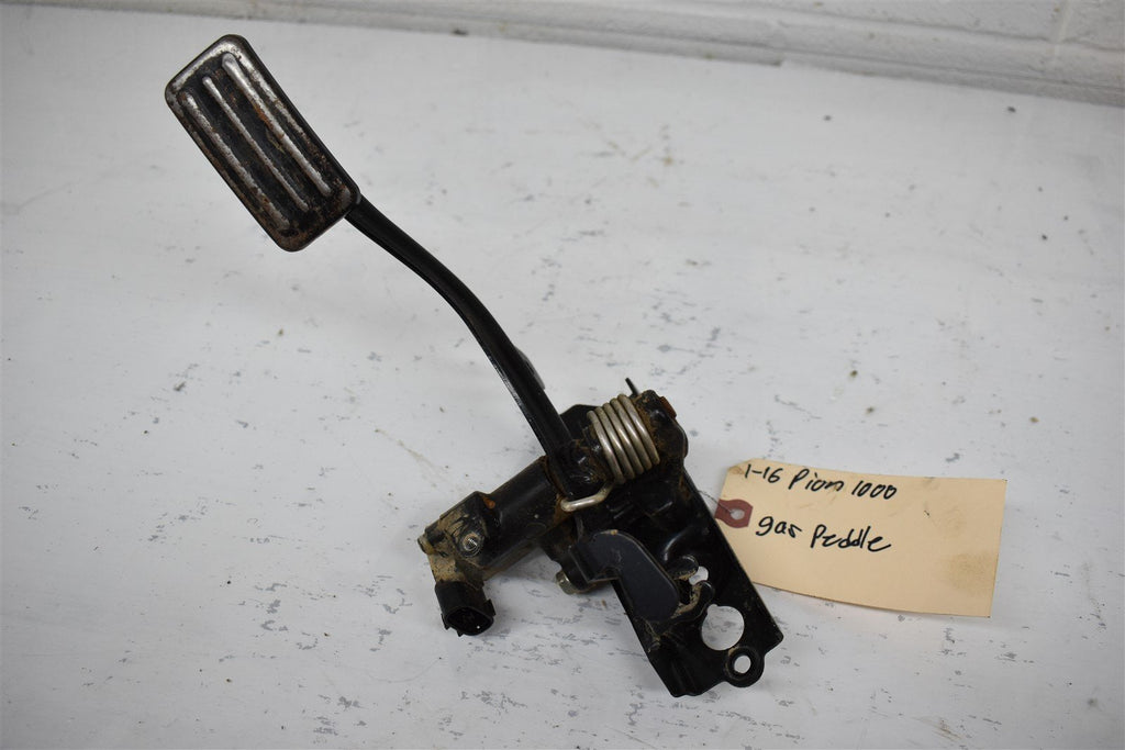 2016 Honda Pioneer 1000 Gas Pedal 17810-HL4-A00