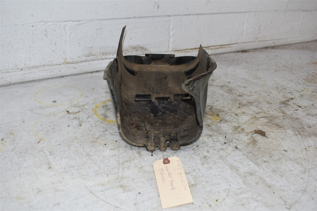2007 Yamaha Grizzly 700 Under Gas Tank Plastic 3B4-24141-00-00