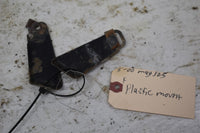 2000 Polaris Magnum 325 4x4  Front Plastic Mounts
