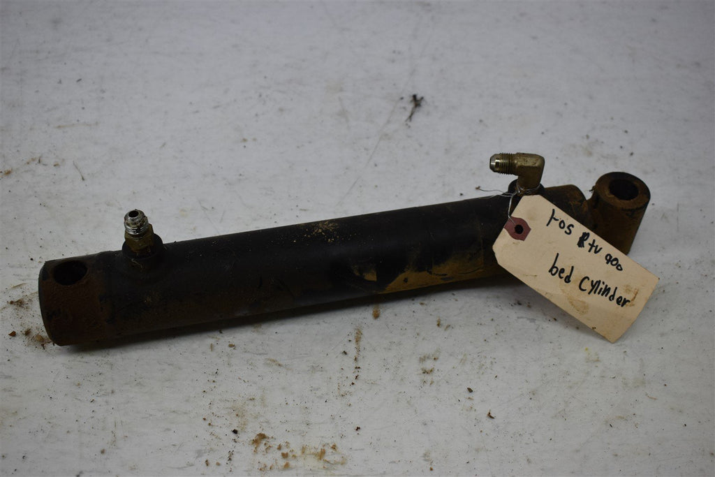 2005 Kubota RTV 900 Bed Cylinder