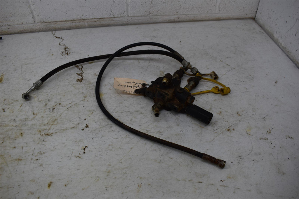 2004 Kubota RTV 900 Hydraulic Bed Valve