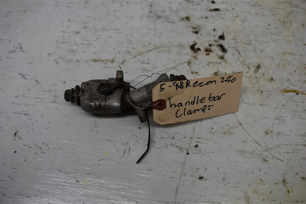 1998 Honda Recon 250 Handlebar/Bar Clamps 53130-HB3-770