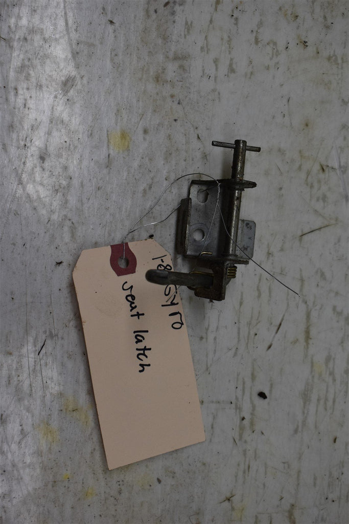 1984 Honda Gyro Seat Latch 77220-GK0-000