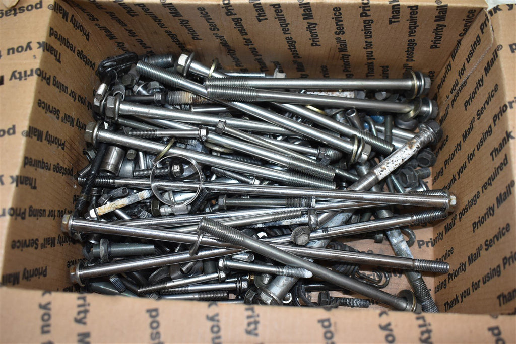 2007 Suzuki Boulevard 800 Bolts Lot