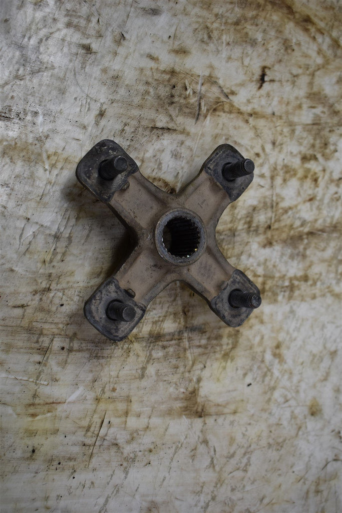 1995 Yamaha Warrior 350 Left Rear Wheel Hub 2GU-25383-11-00