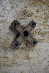 1995 Yamaha Warrior 350 Left Rear Wheel Hub 2GU-25383-11-00