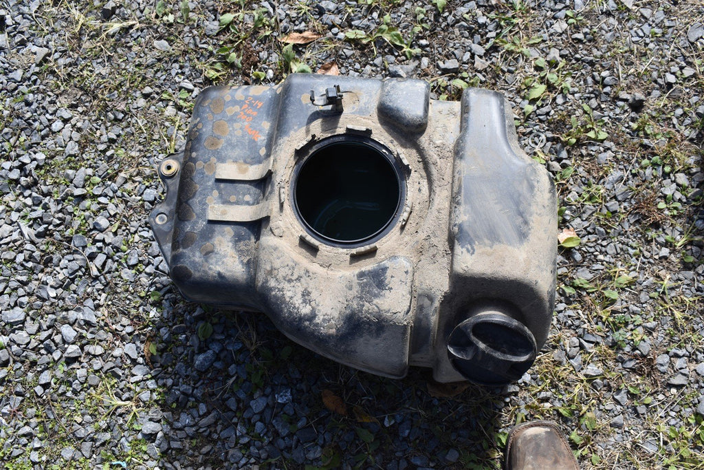 2014 Honda Pioneer 700-4 Gas / Fuel Tank 17510-HL3-A00