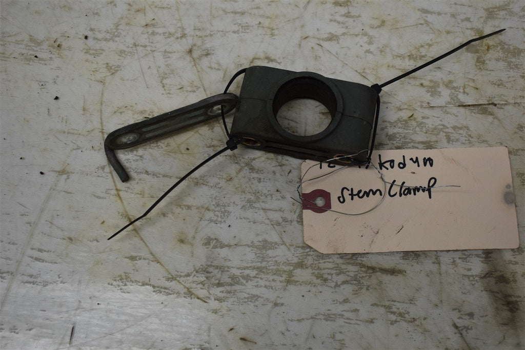 1997 Yamaha Kodiak 400 Stem Clamp 1UY-23812-00-00