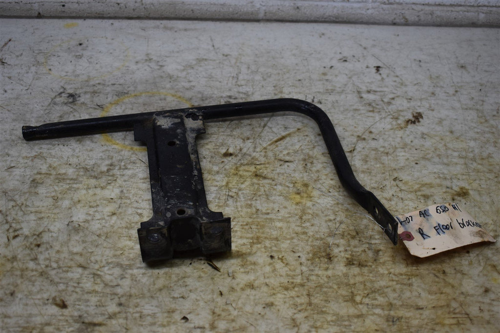 2007 Arctic Cat 650 H1 FIS Right Floor Board Bracket 1506-380