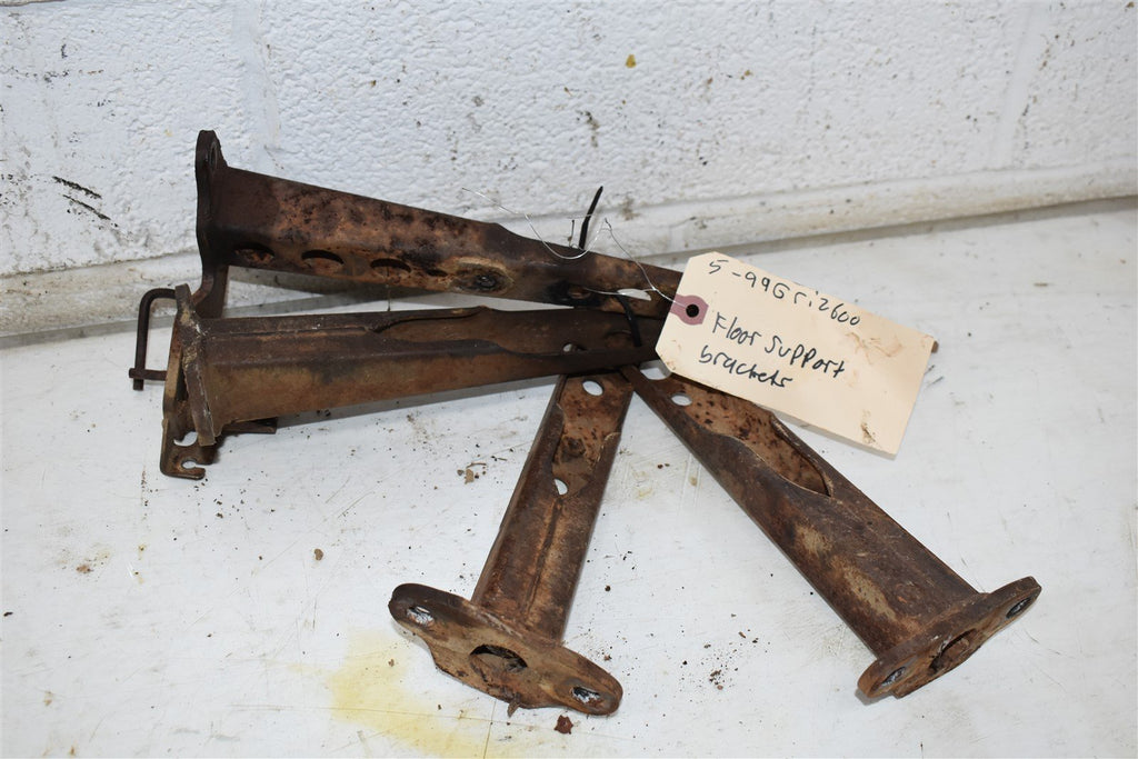 1999 Yamaha Grizzly 600  Floorboard Supports 5GT-27411-00-00 5GT-27421-00-00