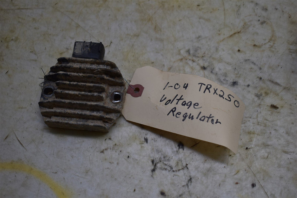 2004 Honda TRX 250 EX Voltage Regulator 31600-HM8-013