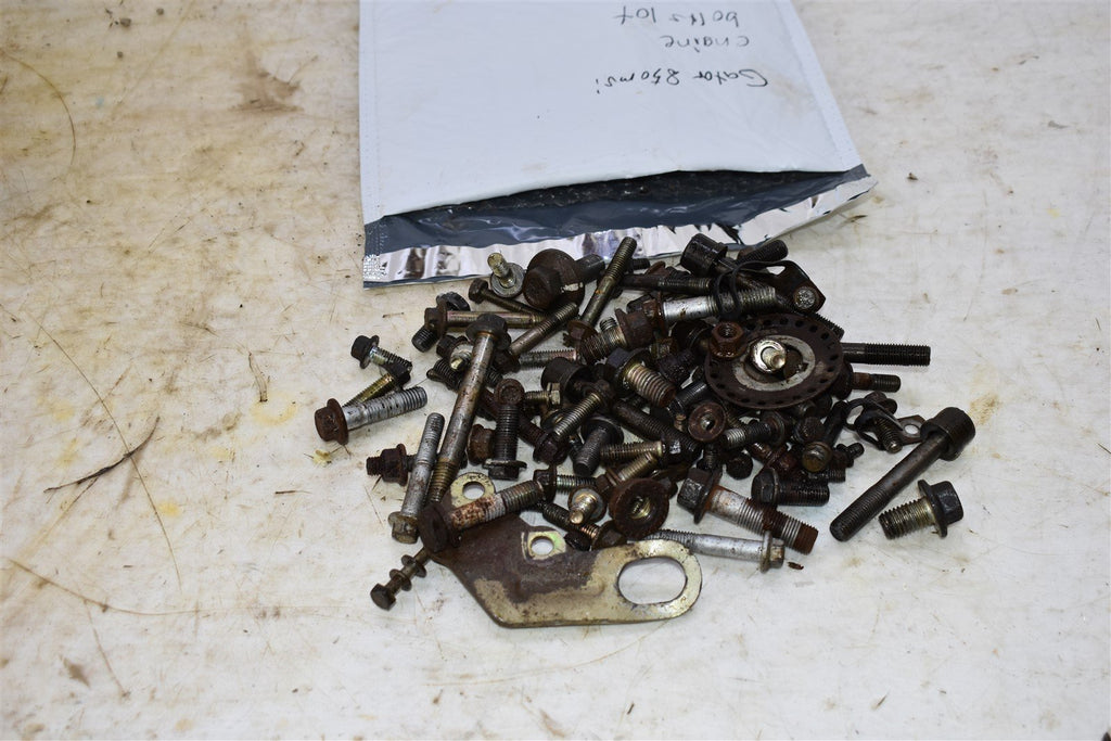 John Deere Gator 825i Bolts Lot