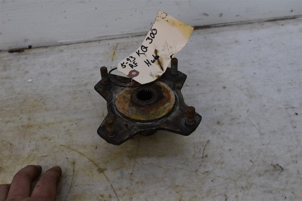 1993 Suzuki King Quad 300 Right Front Wheel Hub 54110-39D00