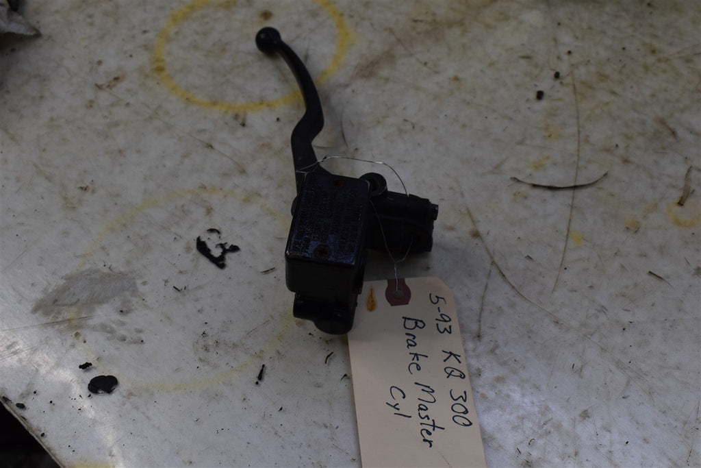 1993 Suzuki King Quad 300 Front Brake Master Cylinder 59600-44B11