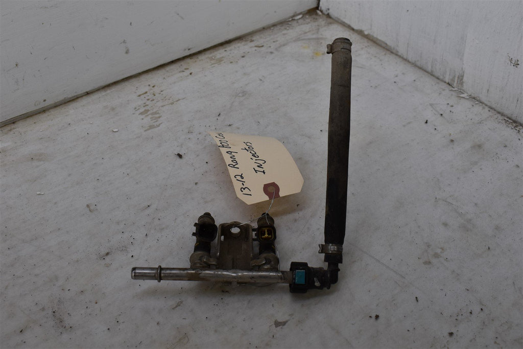 2012 Polaris Ranger Crew Cab 800 EPS Fuel Injectors & Rail- 1204318 2521027 2521101 1204319