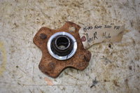 2000 Honda Foreman 400 FW Rear Right Wheel Hub 42610-HN0-670