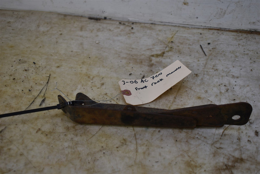 2006 Arctic Cat 700 EFI 4x4 SE Auto Front Rocker Mount