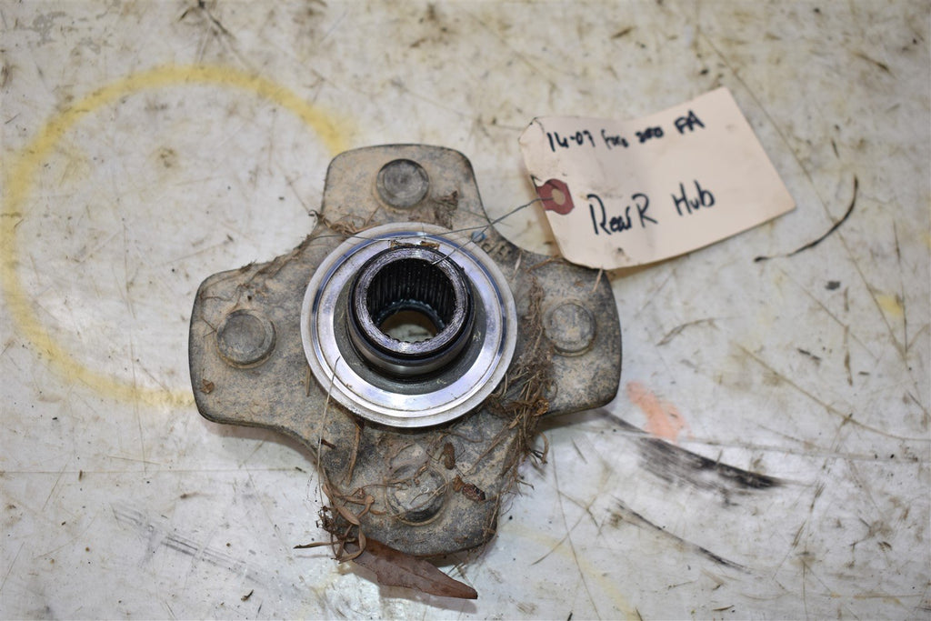 2007 Honda Foreman 500 FA 4WD Rear Right Wheel Hub 42610-HN2-A20
