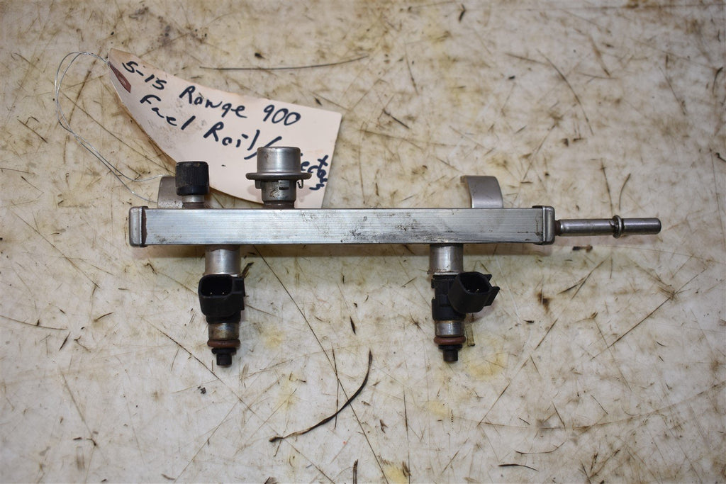 2015 Polaris Ranger XP 900 EPS Fuel Rail & Injectors 1204454