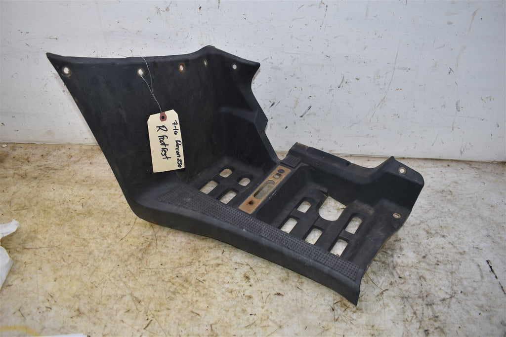 2016 Honda Recon 250 ES 2WD Right Foot Well 80121-HM8-B00ZA