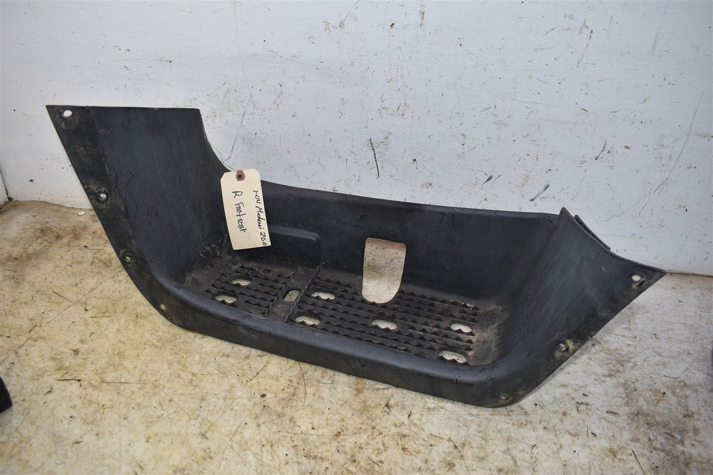 2004 Madami / Linhai Big Daddy 260 Right Footrest