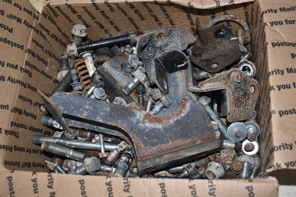 2015 Kubota RTV-X900 Bolts Lot