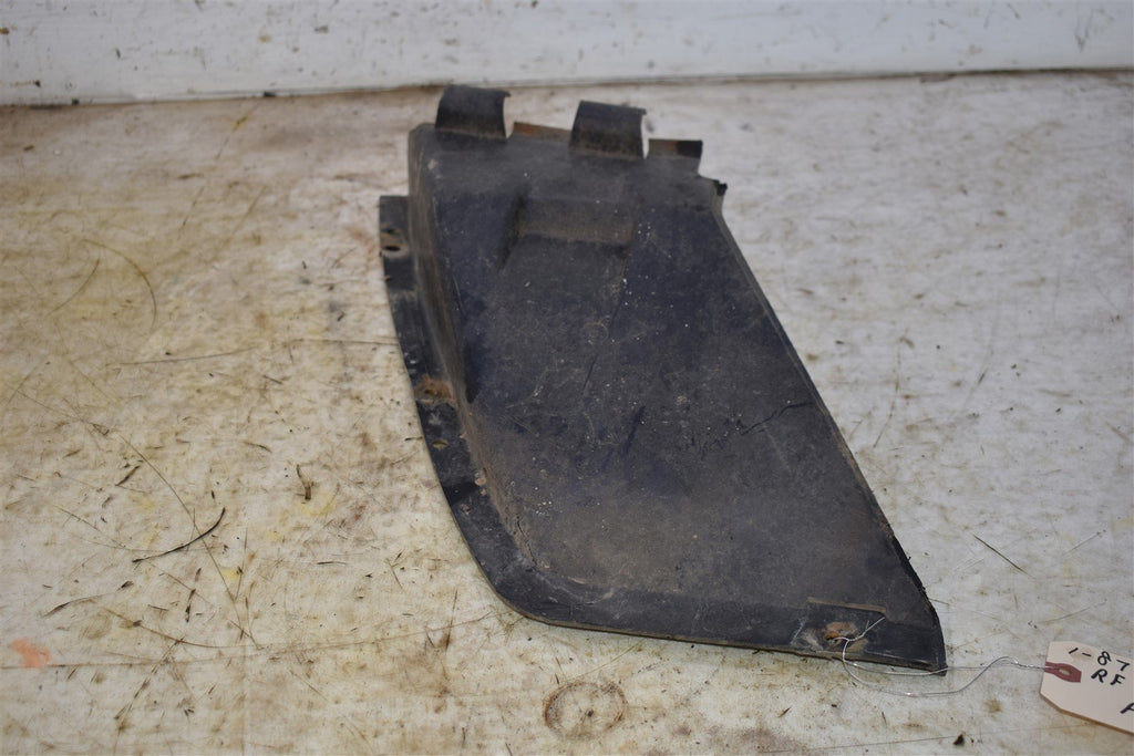 1987 Honda TRX 250 Right Front Inner Fender 61862-HA8-680ZA