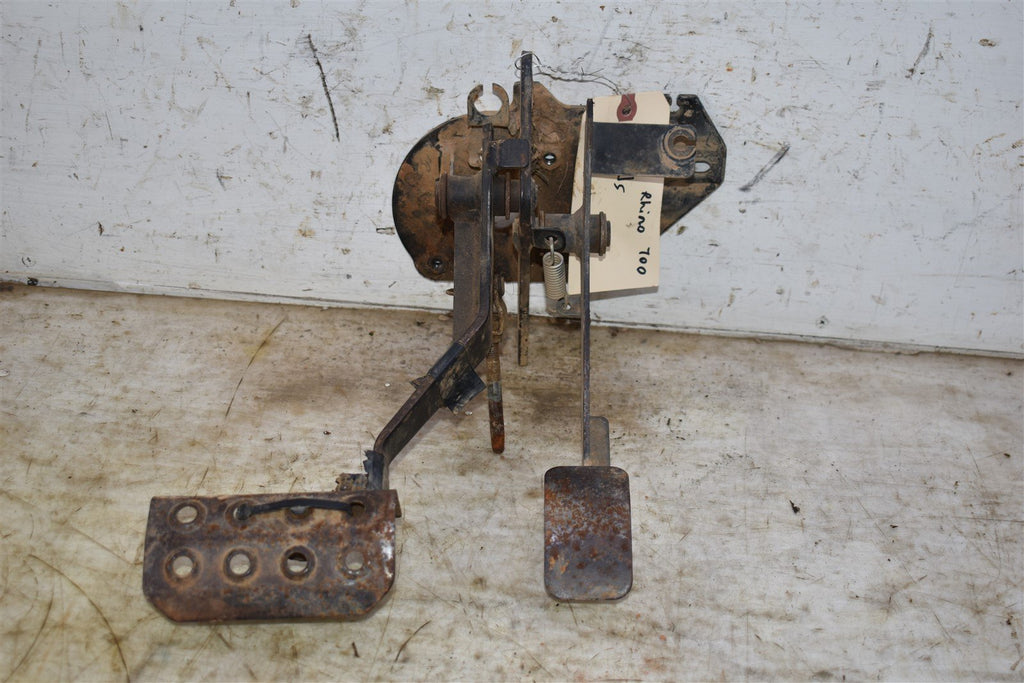 2009 Yamaha Rhino 700 Pedals