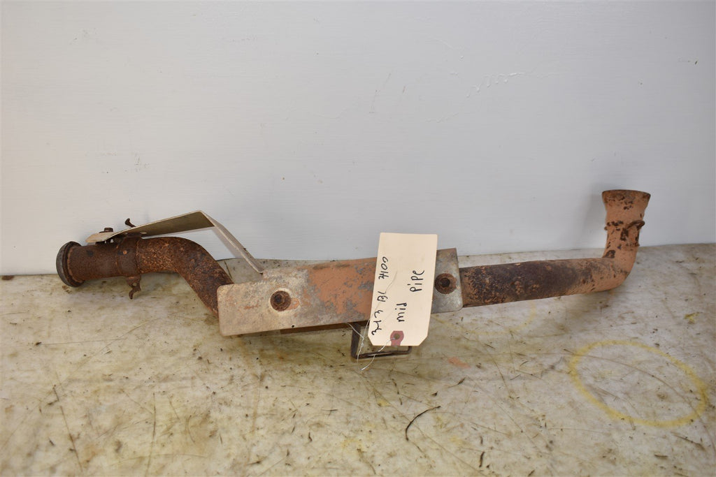 2013 Bobcat 3400 4X4 Mid Pipe