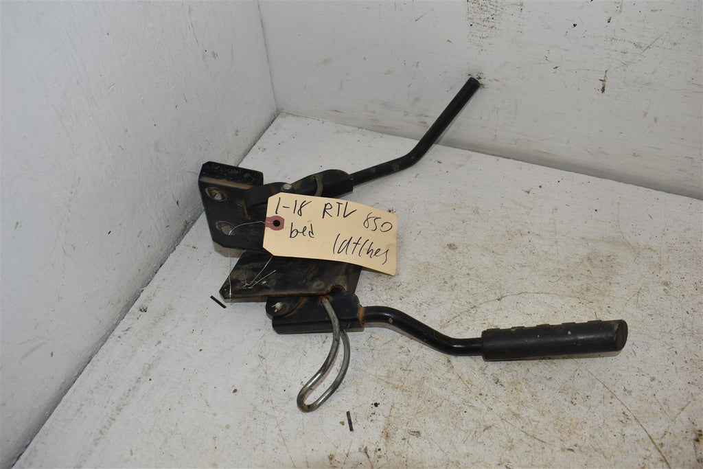 2018 Kubota RTV-XG850 Bed Latches K7811-58710