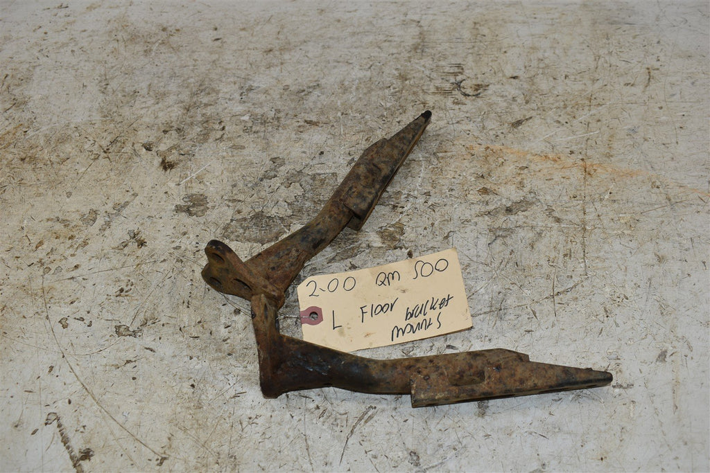2000 Suzuki Quadmaster LTA500 4x4 Left Floorboard Brackets