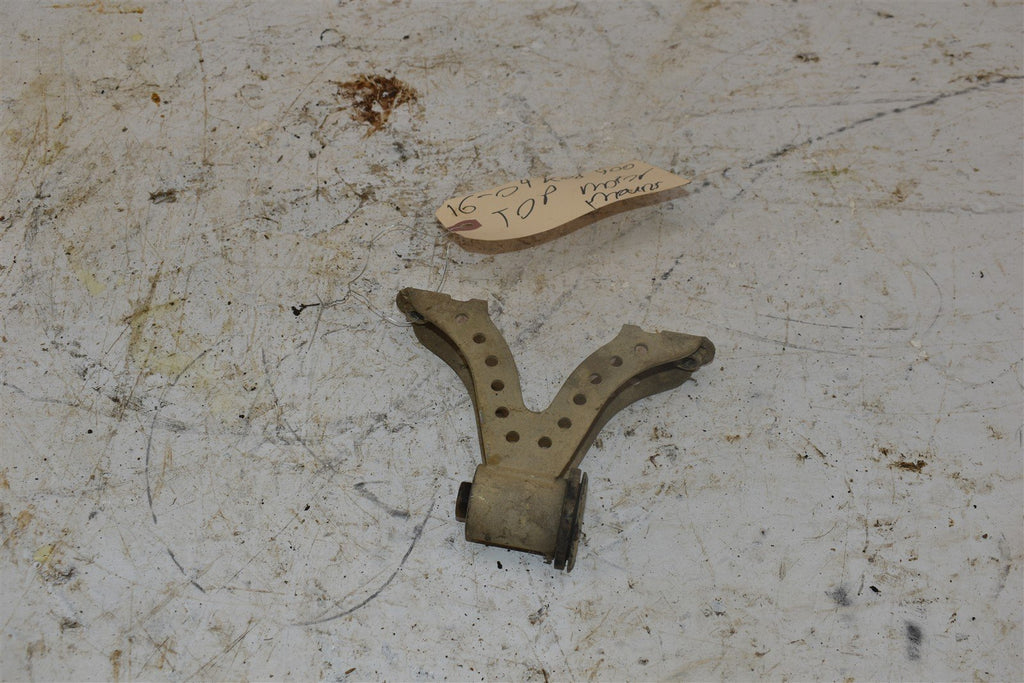 2004 Yamaha Kodiak 450 Top Motor Mount 5ND-F1315-00-00