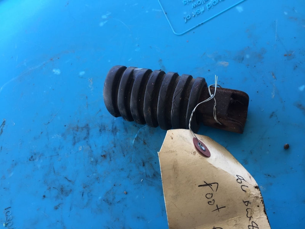 1986 Yamaha Big Wheel 80 Foot Peg