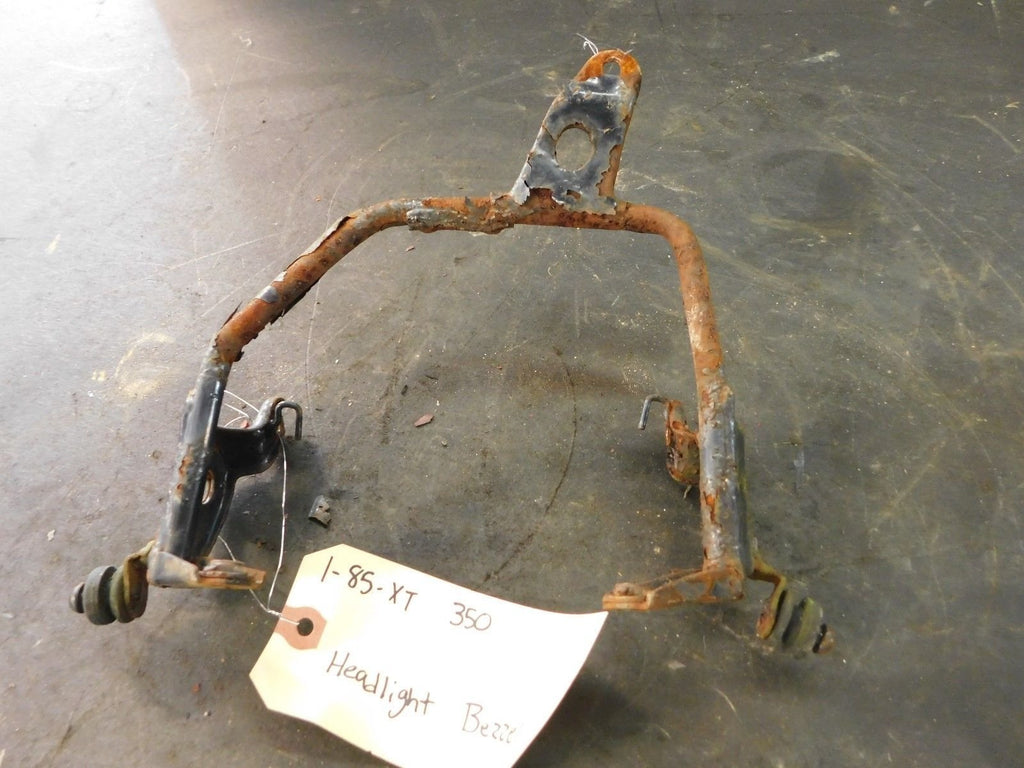 1985 Yamaha XT350 Headlight Bracket