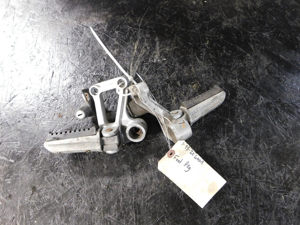 1985 Kawasaki Ninja ZX600A Foot Pegs