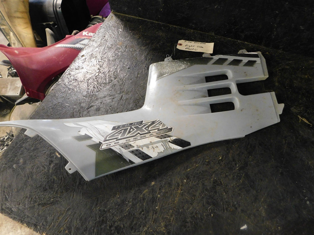 2004 Polaris ATP 500 4x4 Right Side Plastic