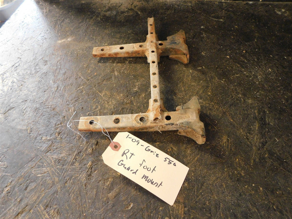 1-09 grizz550 Right Foot Board Mount