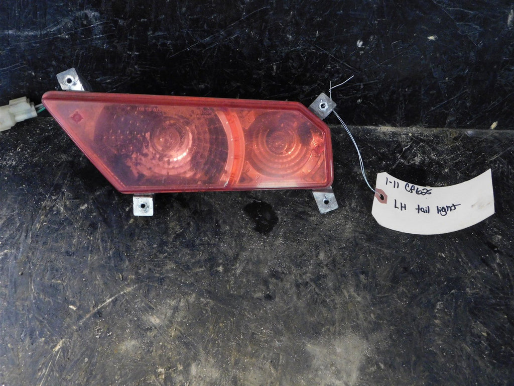 1-11 cf625 Left Tail Light